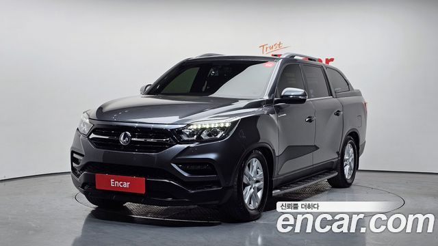 SsangYong Rexton 2021 thumb 2