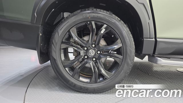 SsangYong Rexton 2022 thumb 5