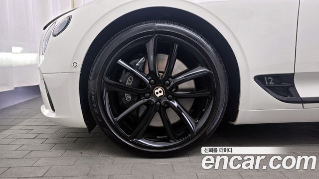 Bentley Continental 2019 thumb 5