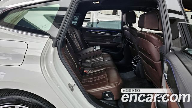 BMW 3 серии GT 2019 thumb 11