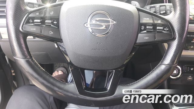 SsangYong Korando 2019 thumb 6