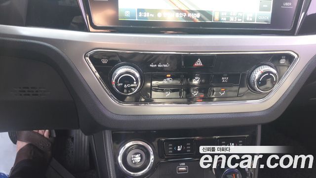 SsangYong Korando 2019 thumb 8