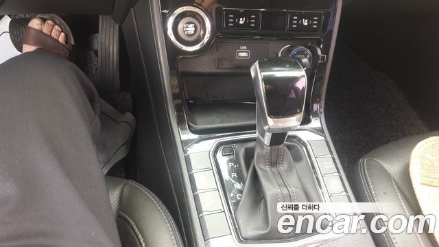 SsangYong Korando 2019 thumb 9