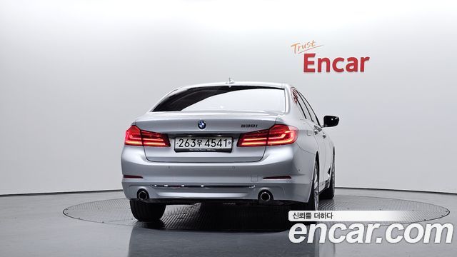 BMW 5 серии 2020 thumb 5