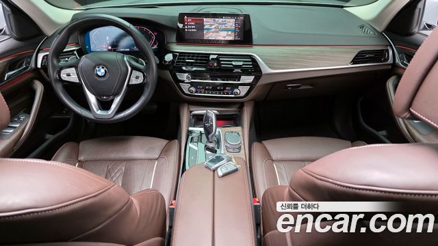 BMW 5 серии 2020 thumb 8