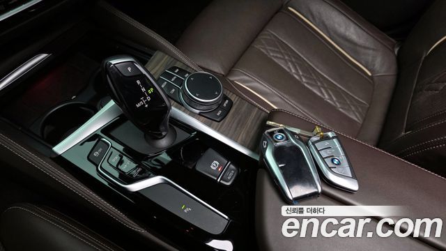 BMW 5 серии 2020 thumb 10