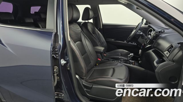 SsangYong Tivoli 2019 thumb 10