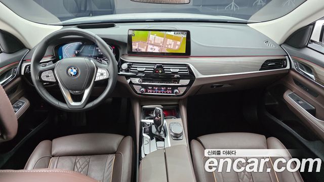 BMW 3 серии GT 2023 thumb 7
