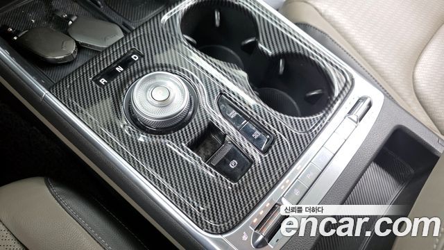 Kia Carnival 2024 thumb 9