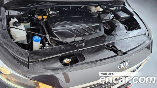 Kia Carnival 2020 thumb 6
