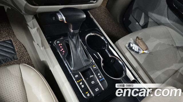 Kia Carnival 2020 thumb 9