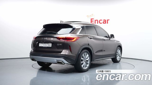 Infiniti QX50 2019 thumb 3