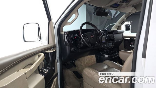 GMC Savana 2020 thumb 12