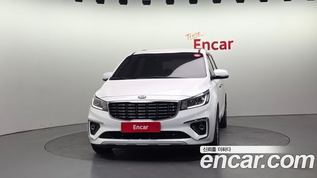 Kia Carnival 2019 thumb 4
