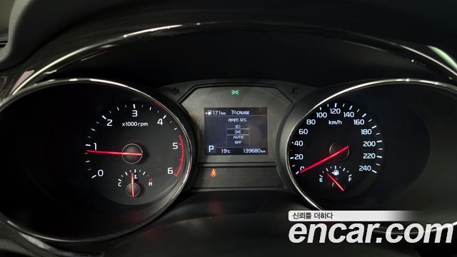 Kia Carnival 2019 thumb 9