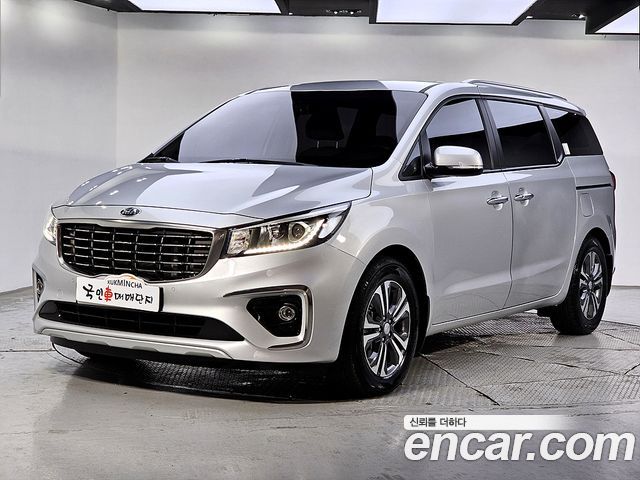 Kia Carnival 2019 thumb 12