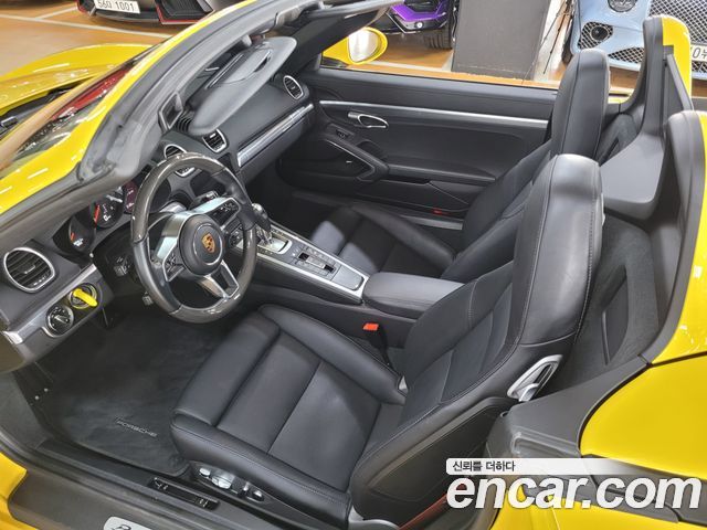 Porsche Cayman 2022 thumb 8