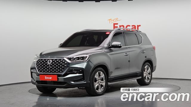SsangYong Rexton 2021 thumb 2