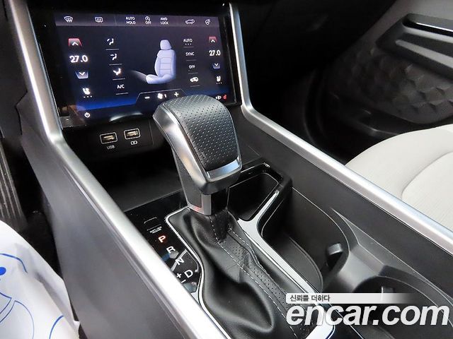 SsangYong Torres 2024 thumb 11