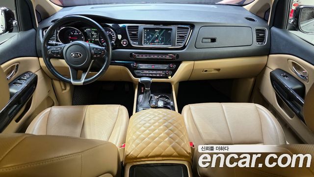 Kia Carnival 2019 thumb 7