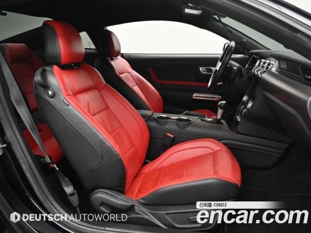 Ford Mustang Mach-E 2022 thumb 10