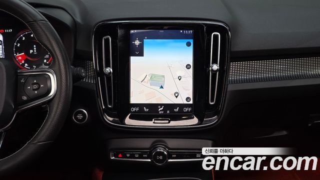 Volvo XC40 2019 thumb 11