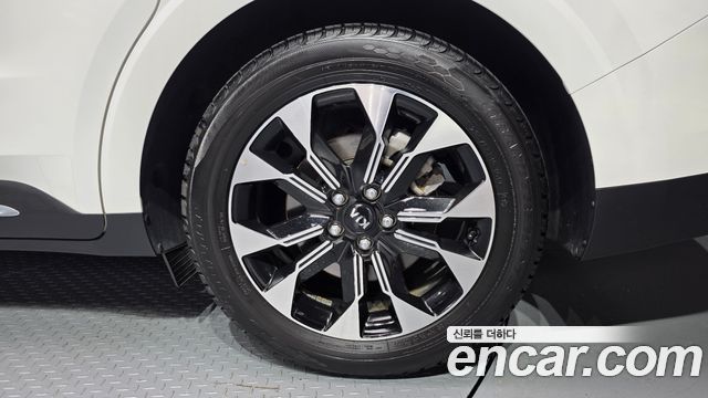 Kia Carnival 2021 thumb 6