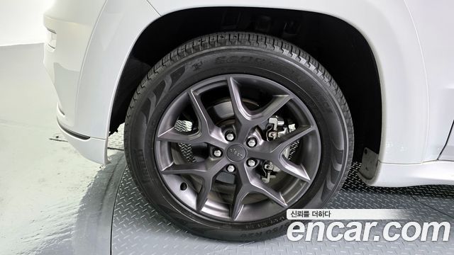Jeep Cherokee 2020 thumb 6