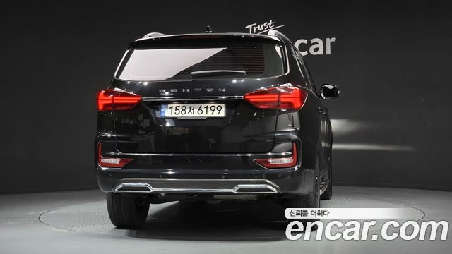 SsangYong Rexton 2020 thumb 5