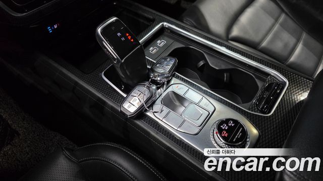 SsangYong Rexton 2020 thumb 10