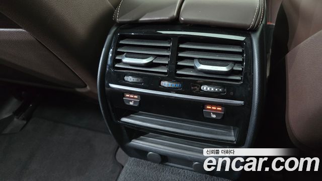 BMW 5 серии 2019 thumb 11