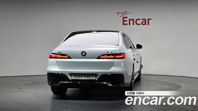 BMW 7 серии 2023 thumb 5