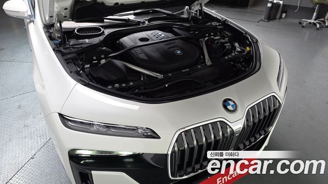 BMW 7 серии 2023 thumb 7