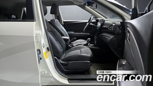 SsangYong Tivoli 2024 thumb 11