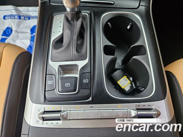 Kia Carnival 2022 thumb 9