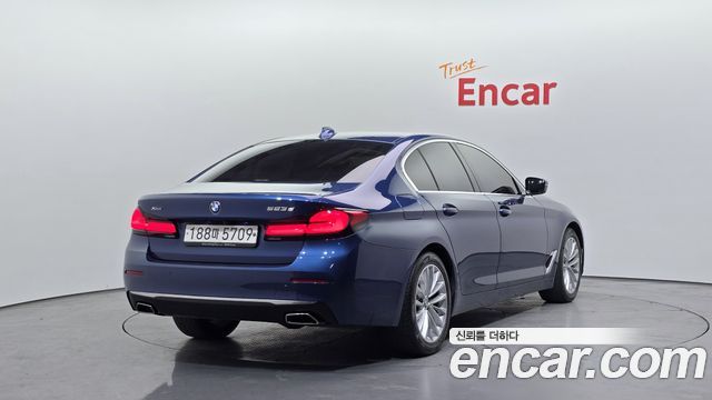 BMW 5 серии 2021 thumb 3