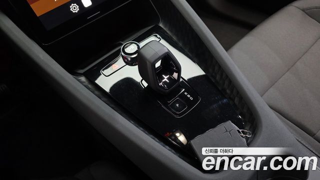 Polestar 2 2023 thumb 10