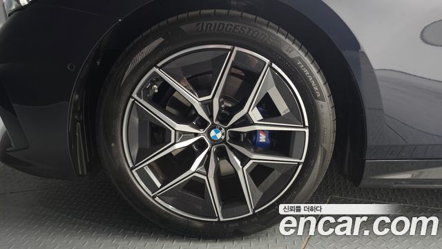 BMW 5 серии 2025 thumb 6