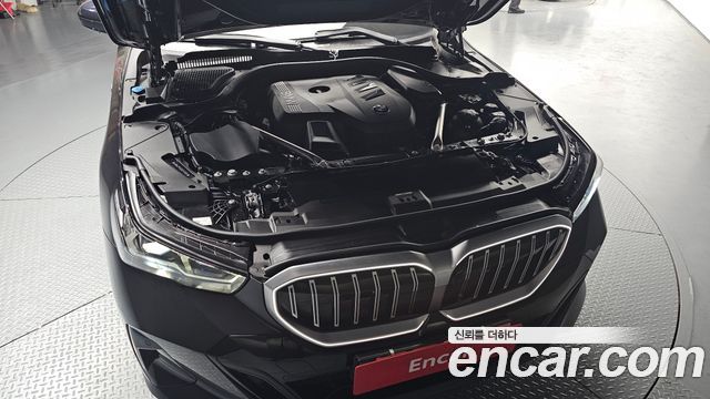 BMW 5 серии 2025 thumb 7