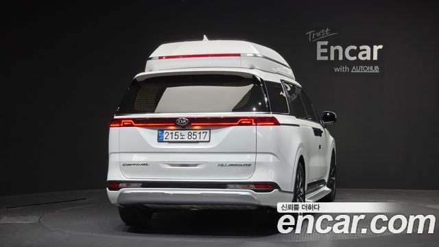 Kia Carnival 2021 thumb 5
