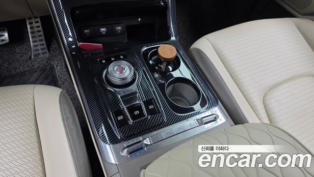 Kia Carnival 2021 thumb 9