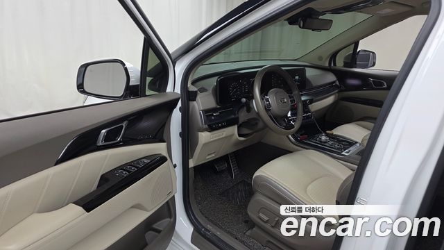 Kia Carnival 2021 thumb 10