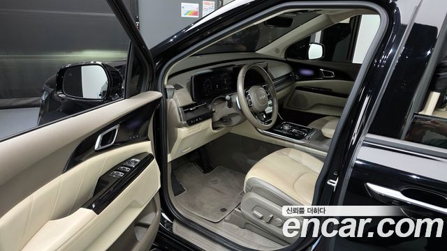 Kia Carnival 2023 thumb 11