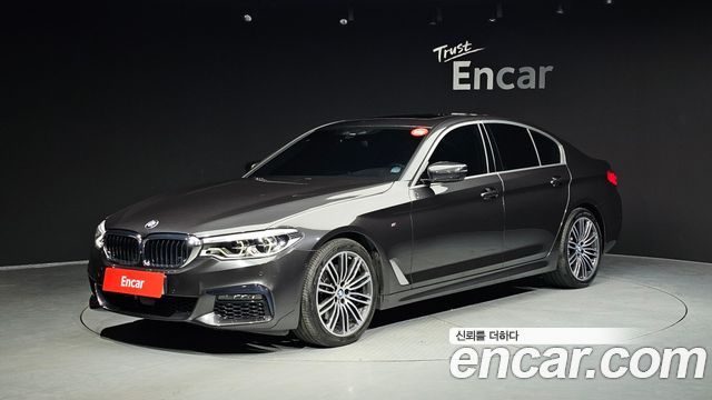 BMW 5 серии 2020 thumb 2