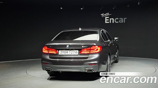 BMW 5 серии 2020 thumb 5