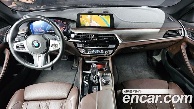 BMW 5 серии 2020 thumb 8