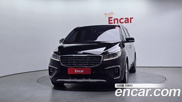 Kia Carnival 2019 thumb 4