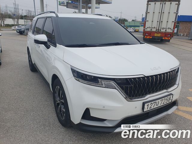 Kia Carnival 2022 thumb 4