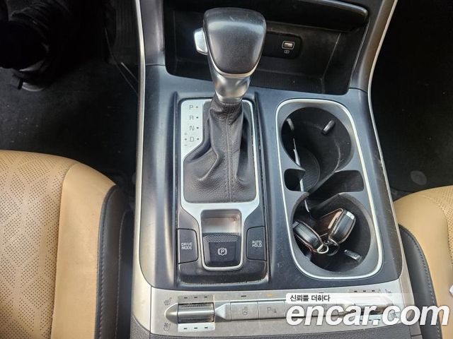Kia Carnival 2021 thumb 9