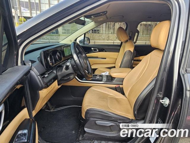 Kia Carnival 2021 thumb 10